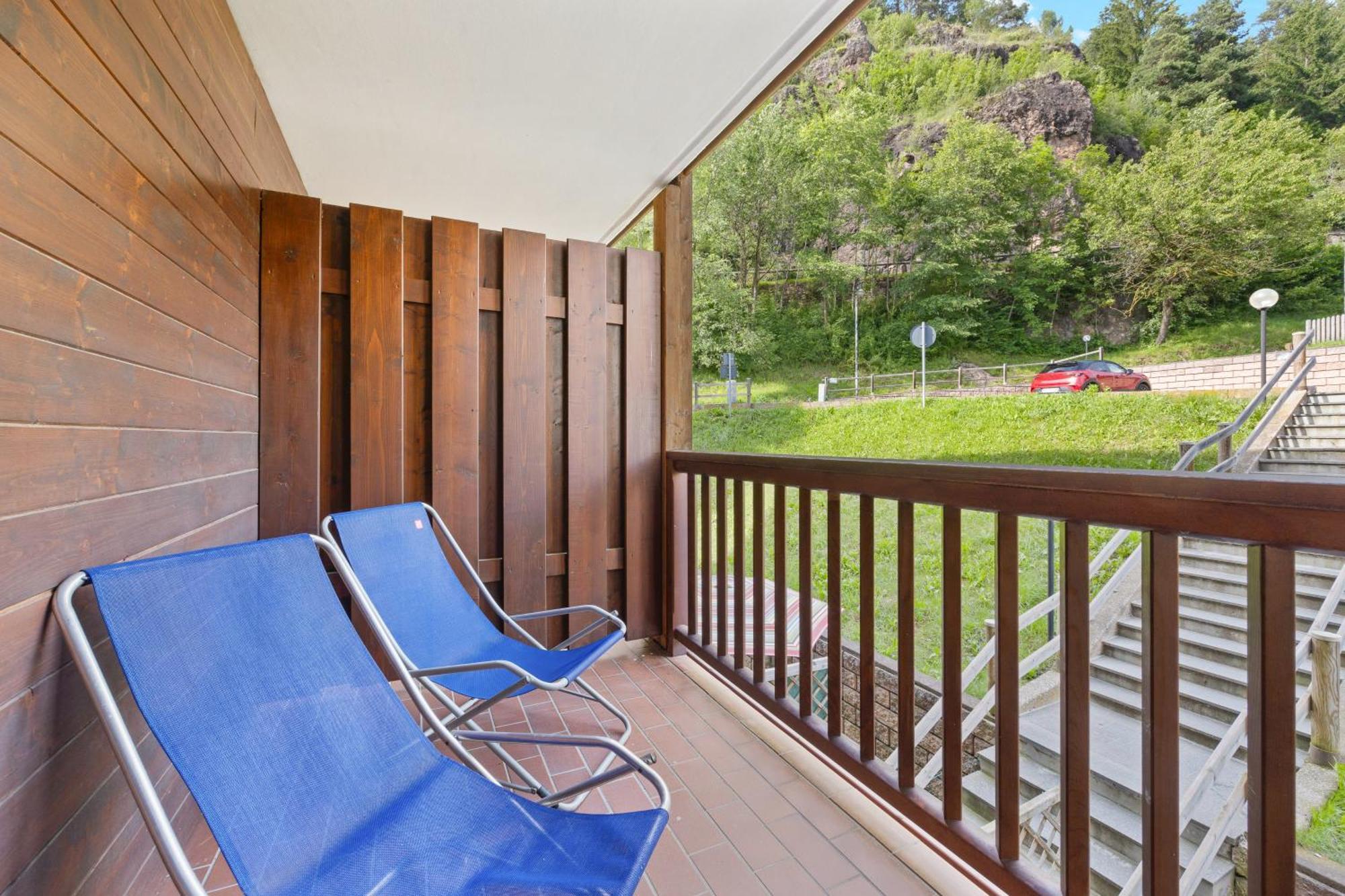 Aparthotel Des Alpes Cavalese Quarto foto